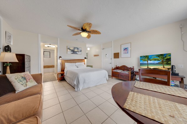 Apartment, 1 Schlafzimmer | Wohnbereich | Smart-TV