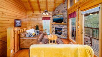 Cabin, 2 Bedrooms | Living area