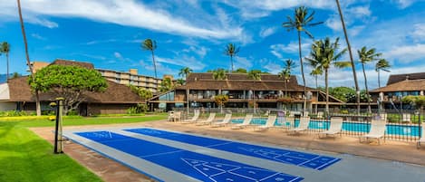 Condo, 2 Bedrooms | Sports court