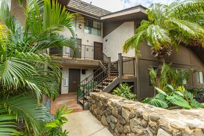 Condo, 2 phòng ngủ | Ngoại thất
