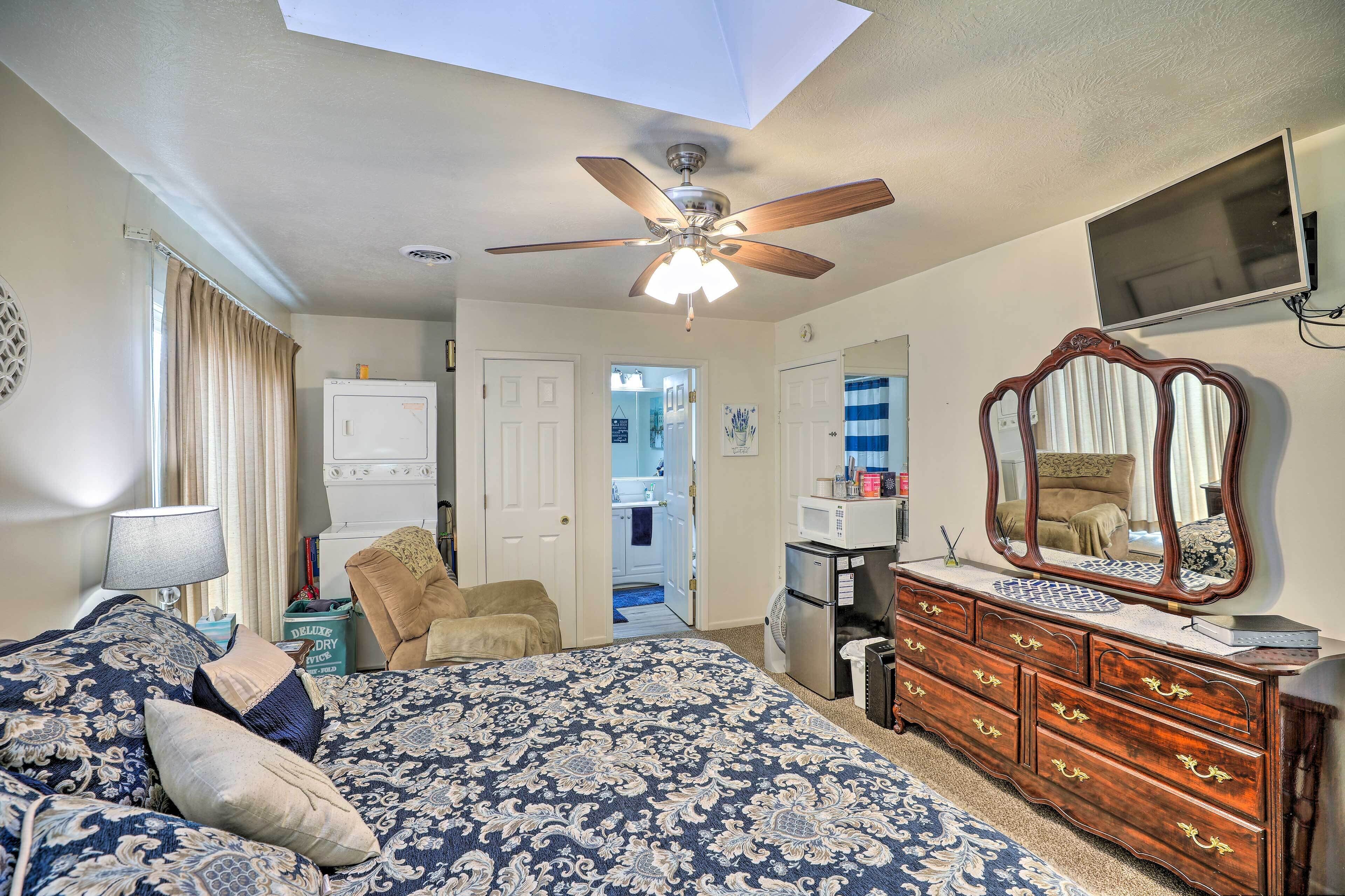 Apartment (0 Bedroom) | Interior