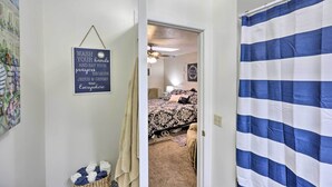 شقة (0 Bedroom) | المنشأة من الداخل
