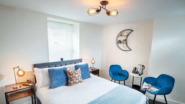 1 bedroom, WiFi - Modern Double Room - En-Suite (Whitehaven)