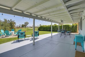 Interior - Pet-friendly Palm Desert Gem w/ Golf Course View (Palm Desert)