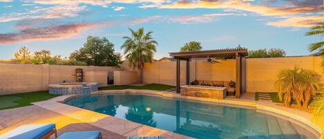 House (4 Bedrooms) | Front of property