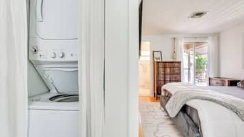 Cottage (1 Bedroom) | Interior