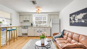 Cottage (1 Bedroom) | Interior