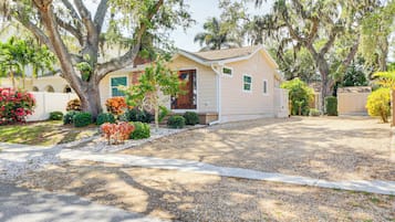 Cottage (1 Bedroom) | Interior