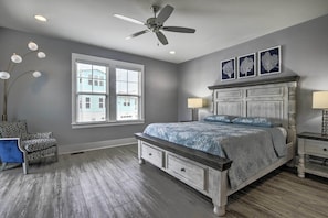 Apartment (4 Bedrooms) | Interior - Luxury Townhouse w/ Ocean Views - Walk to Ocean! (Kure Beach)