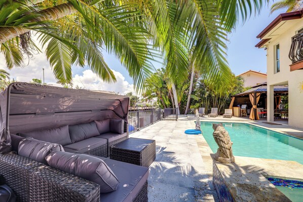 House (5 Bedrooms) | Interior - Pool & Home Theater: Lighthouse Point Home! (Pompano Beach)
