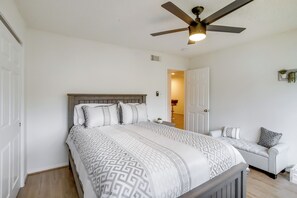 Apartment (1 Bedroom) | Interior - Chic Montgomery Condo w/ Balcony + Pool Access! (Montgomery)