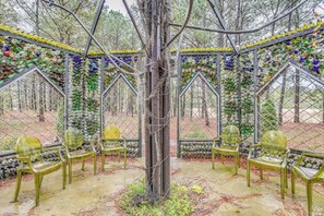 Apartment (0 Bedroom) | Interior - Tranquil Fairmont Studio w/ Patios - Pets Welcome! (Orrum)