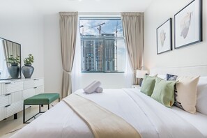 1 chambre, coffres-forts dans les chambres, fer et planche à repasser