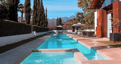 La Villa Retreat