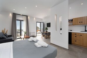 بديكورات فريدة لكل غرفة وطراز فريد لكل وحدة وتجهيزات عازلة للصوت