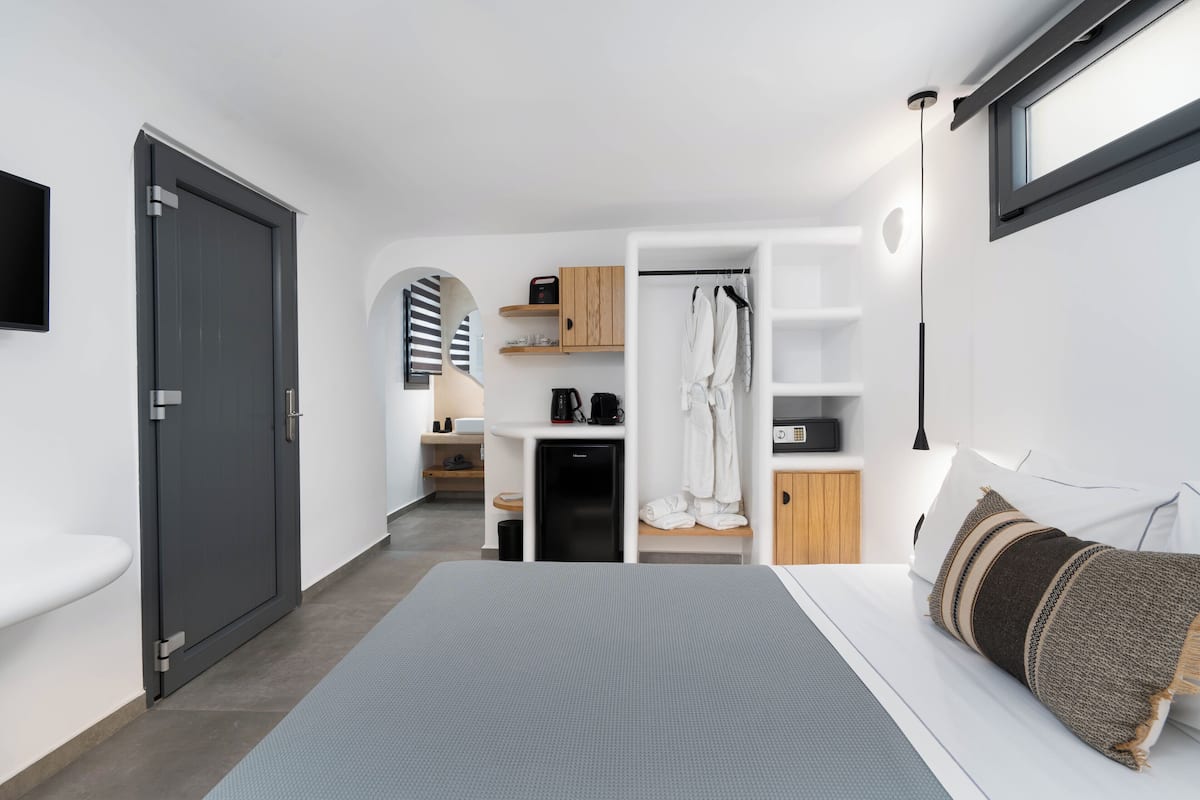 Classic Studio Suite | 1 bedroom, individually decorated, individually furnished, soundproofing