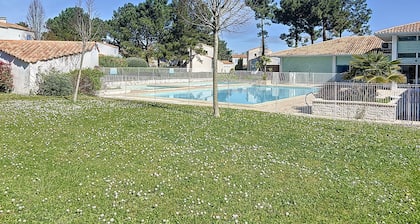 Maison Dans Résidence Avec Piscine