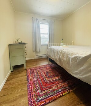 2 soverom, wi-fi (inkludert) og sengetøy