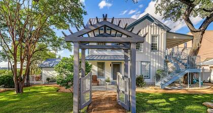 20% Off June! Austin Suite, 1 Block To Downtown