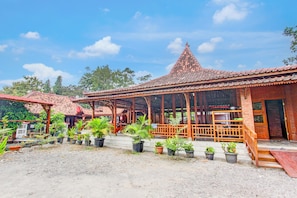 Exterior - Capital O 93873 Sokkyo Homestay (Ngaglik)