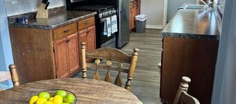 Humble Creek Manor