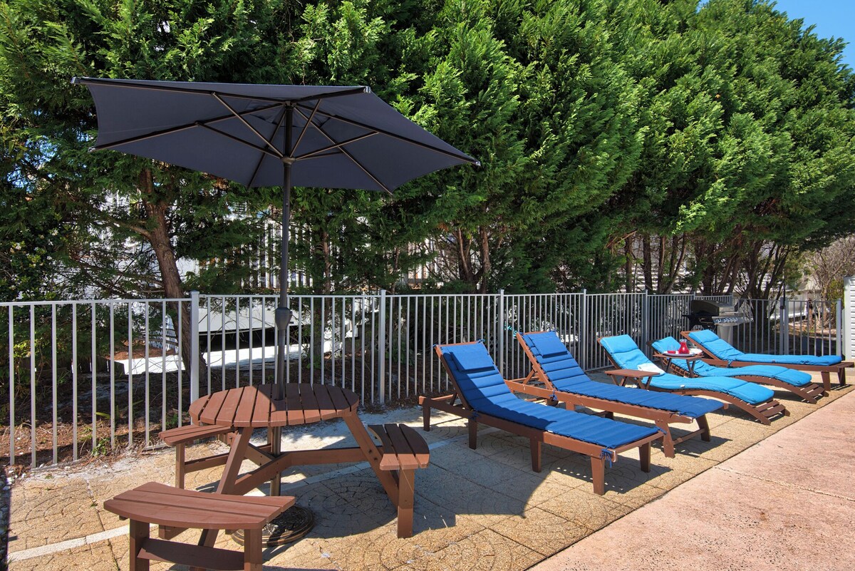 Photo 6 of ☀️Large Private Pool-Close to Beach ⛱️Pet Friendly🐾 4BR Family DESTINation