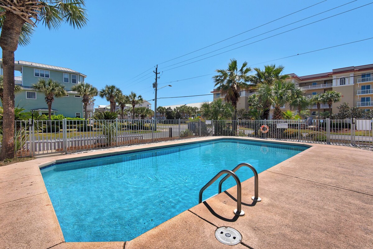 Photo 5 of ☀️Large Private Pool-Close to Beach ⛱️Pet Friendly🐾 4BR Family DESTINation