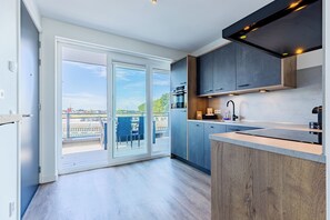 Fridge, microwave, dishwasher, toaster