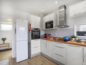 Dishwasher, cookware/dishes/utensils