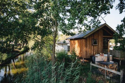 Regge Cottage with hot tub | 4 people