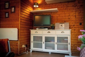Interior - Type 5p - Two Bedroom Chalet, Sleeps 5 (Uelsen)