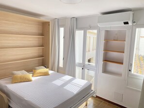 1 quarto, acesso à internet, roupa de cama