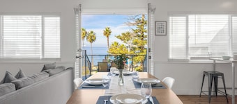 Huge Outdoor Space/Steps to Beach & Wedding Bowl