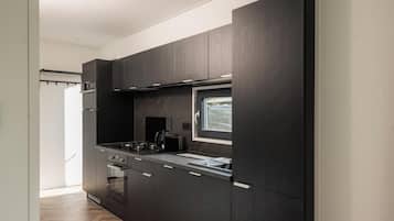 Fridge, microwave, dishwasher, highchair