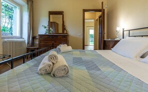 2 bedrooms, Internet, bed sheets
