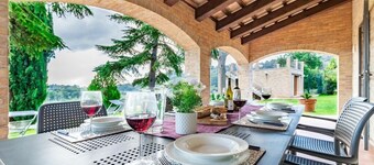 Villa Vagnini - Four Bedroom Villa, Sleeps 10