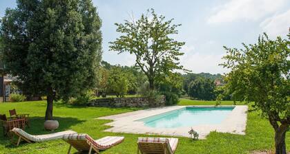 Villa Monia - Quatre Chambres Villa, Couchages 8