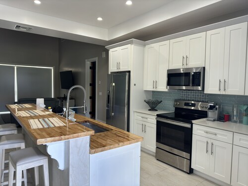 2 Bedroom Home with Dock Slip