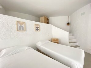 1 habitación, wifi y ropa de cama
