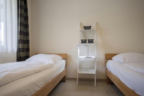1 quarto, acesso à internet