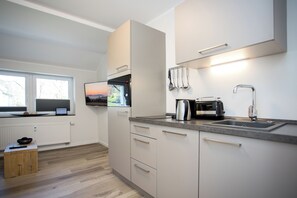 Fridge, microwave, dishwasher, toaster