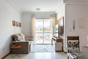 TV - WI-FI 500MB | 500m from Cachoeira Beach #CHA05D (Florianópolis)