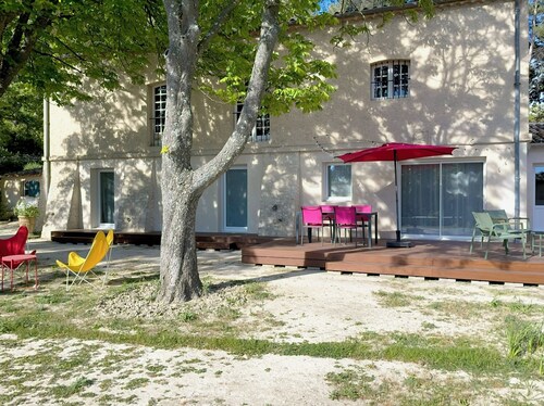 Maison Dans la Campagne Aixoise