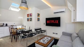 Apartment (Anjos 3) | Living area