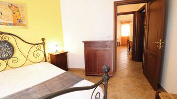 Ferienhaus, 1 Schlafzimmer, Raucher, Balkon | 2 Schlafzimmer