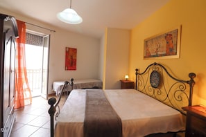House, 1 Bedroom, Smoking, Balcony | 2 bedrooms - Samiras Home Cozy Apartment Near the Beach and Otrantos Historic Center (Otranto)