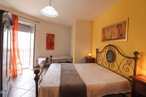 House, 1 Bedroom, Smoking, Balcony | 2 bedrooms - Samira's Home in Otranto (Otranto)