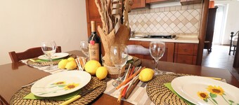 Samiras Home Cozy Apartment Near the Beach and Otrantos Historic Center