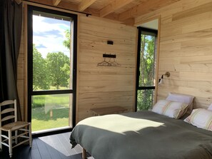 1 bedroom, iron/ironing board, free WiFi, bed sheets - Séchoir à Tabac Contemporain (Aillas)