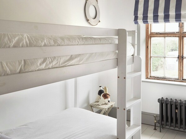 5 dormitorios, wifi gratis, ropa de cama